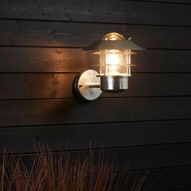 Produit de Edit Coastal Stage Outdoor Wall Light - Galvanised Steel