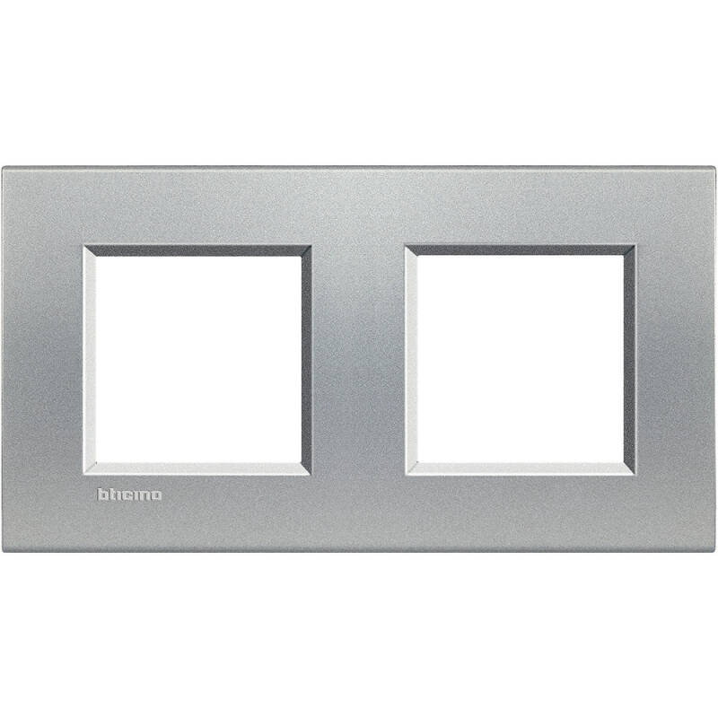 Prodotto da Cornice Quadrata 2x2 Moduli BTicino Living Light LNA4802M2BI 