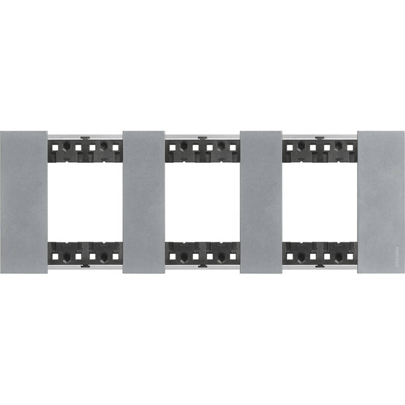 Produkt von Blende 2 x 3 Metallmodul BTicino Living Now KA4802M3__