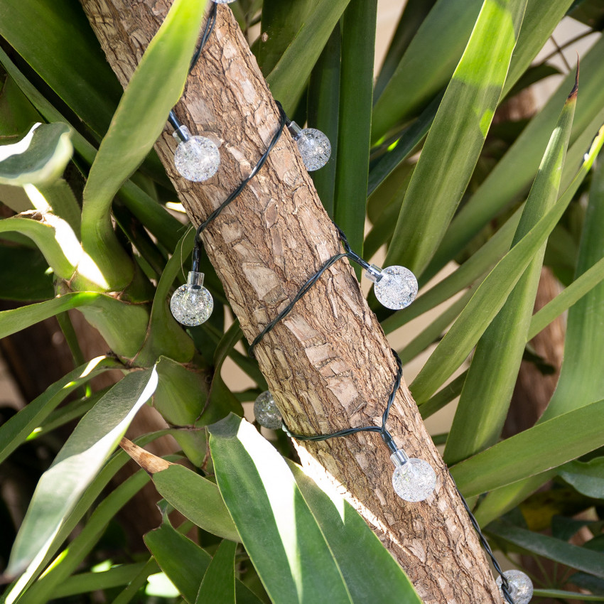 Guirnalda SnowFlakeBalls LED con Cargador Solar 