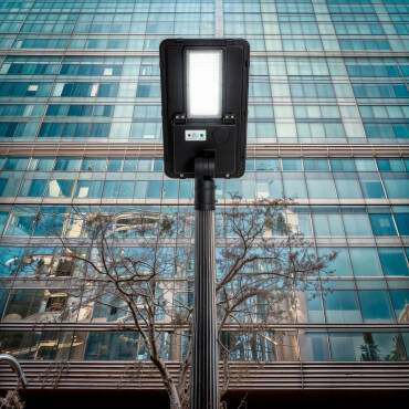 Photographie du produit : Luminaire LED Solaire Éclairage Public 1800lm 125lm/W Sinai avec detecteur de mouvement 