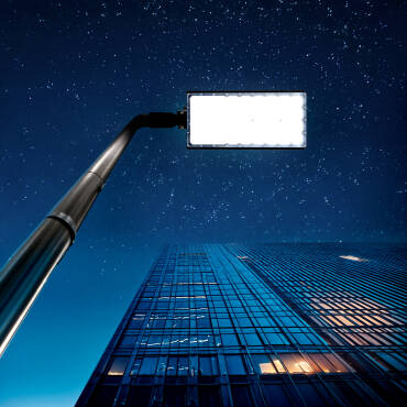 Product photography: Auroa 100W LED Street Light 140lm/W with Twilight Sensor