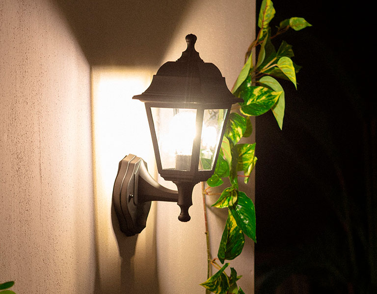 Outdoor Wall Lights