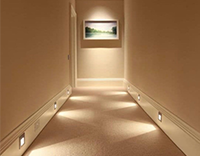 Oswietlenie LED korytarza