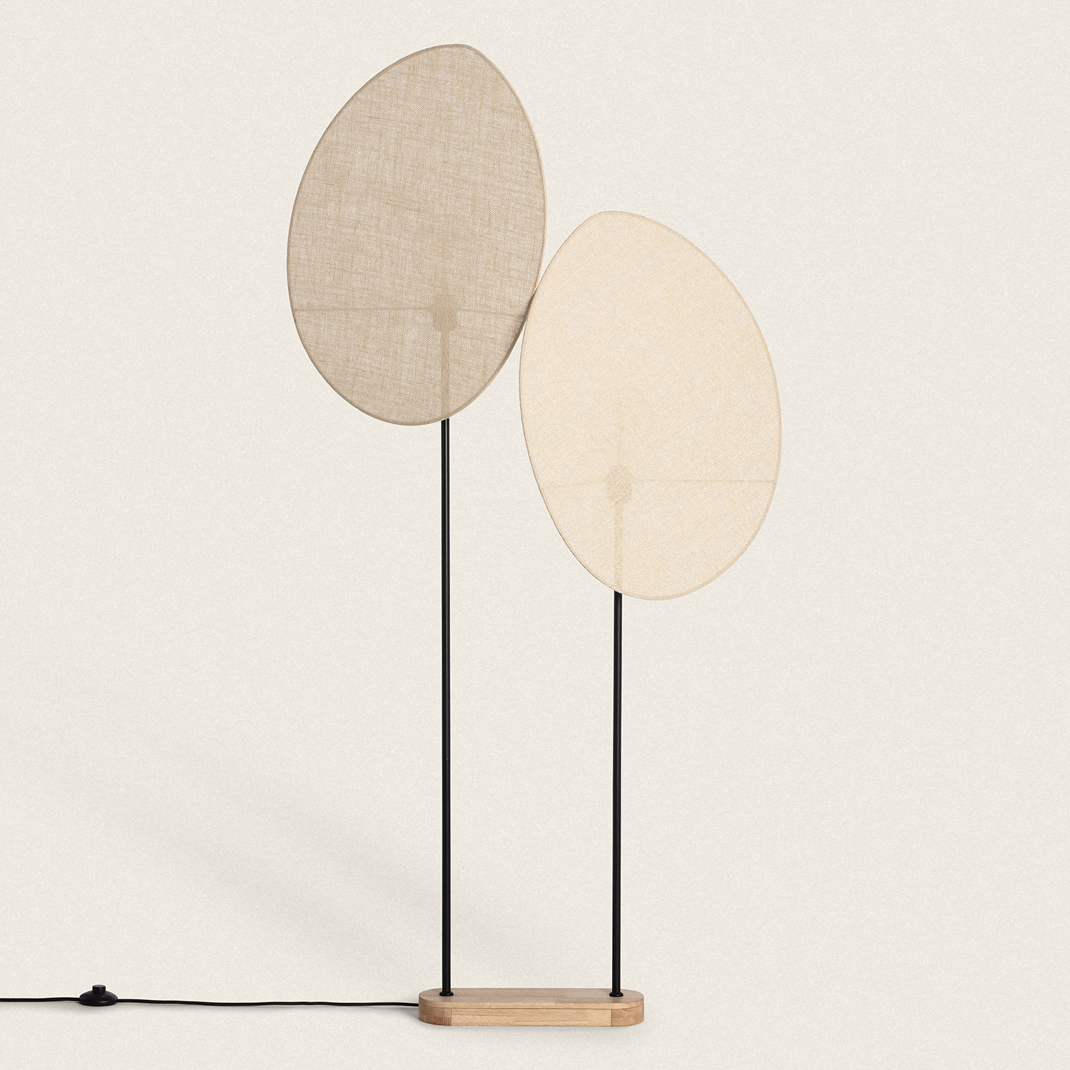 Lampada Da Terra Aissa In Carta E Metallo - Design Moderno, Altezza 130 Cm